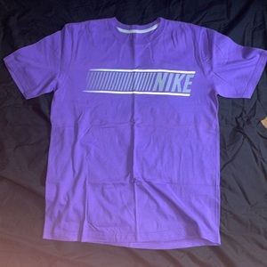 Nike Purple Tee L